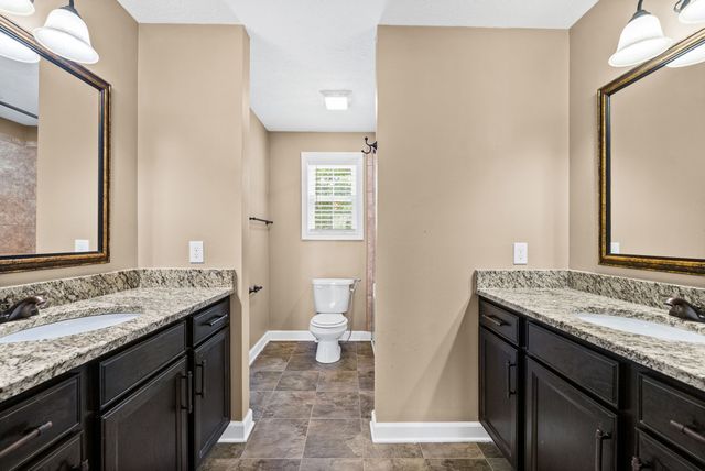 654 Fox Hound Dr, Clarksville, TN 37040