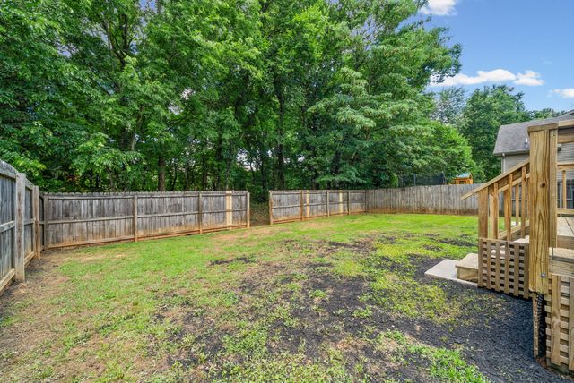654 Fox Hound Dr, Clarksville, TN 37040