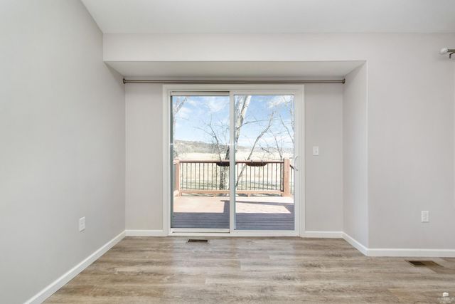 909 Bramblewood Lane, Manhattan, KS 66503