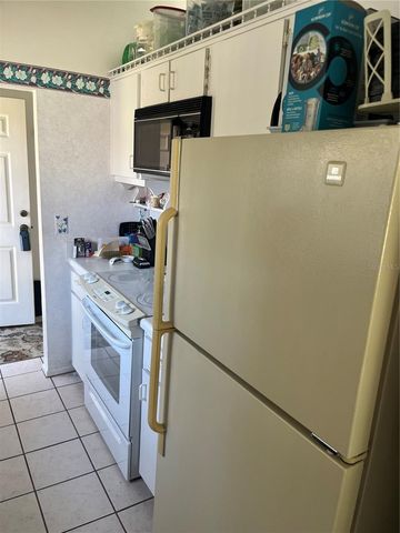 9430 NAKOMA WAY 12, Weeki Wachee, FL 34613
