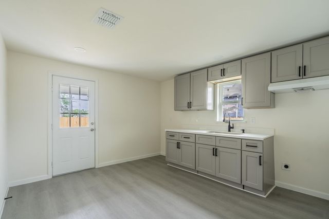 7821 Ethel Street, Houston, TX 77028