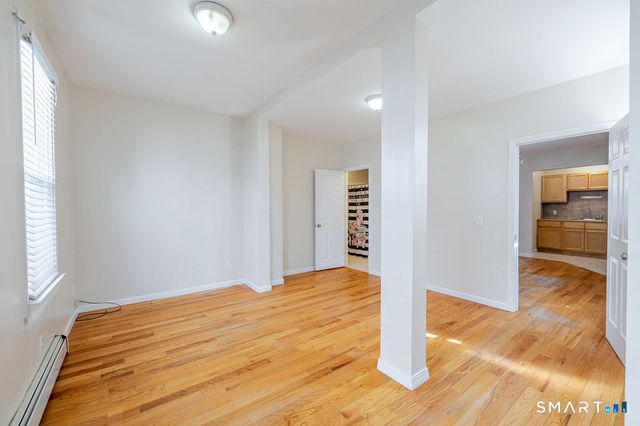 37 Central Avenue, Waterbury, CT 06702
