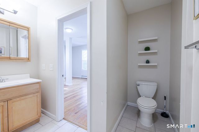 37 Central Avenue, Waterbury, CT 06702