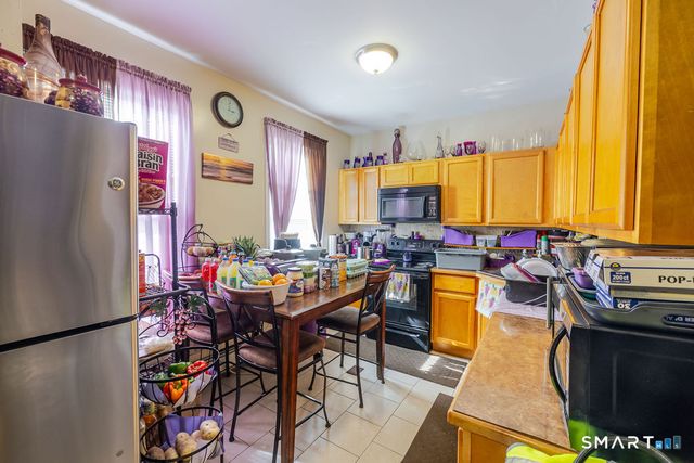 37 Central Avenue, Waterbury, CT 06702
