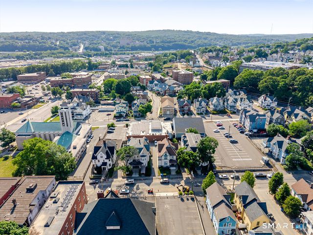 37 Central Avenue, Waterbury, CT 06702
