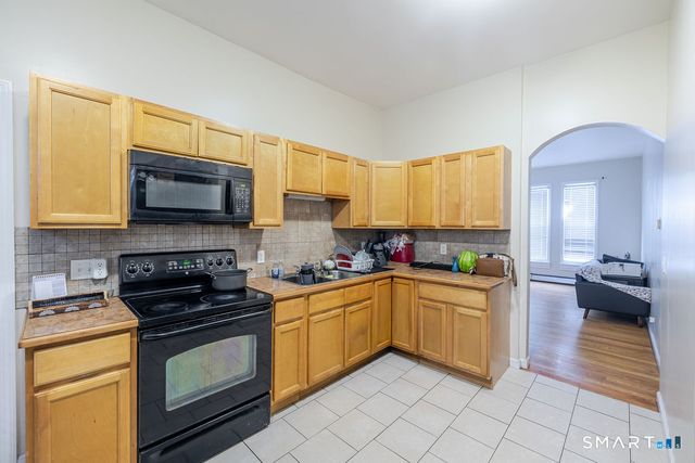 37 Central Avenue, Waterbury, CT 06702
