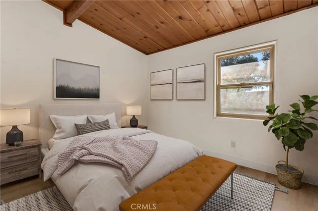 716 E Hanks, Azusa, CA 91702