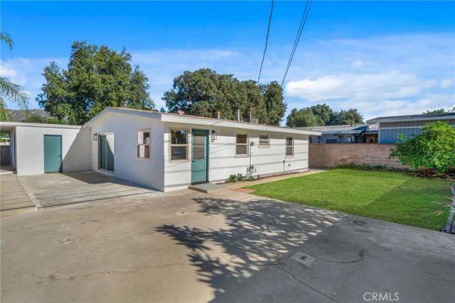716 E Hanks, Azusa, CA 91702