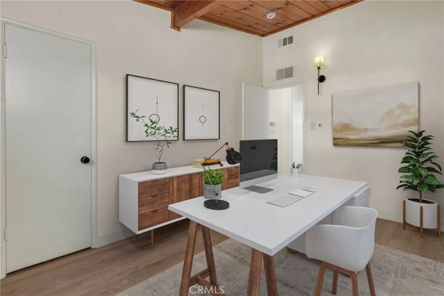 716 E Hanks, Azusa, CA 91702