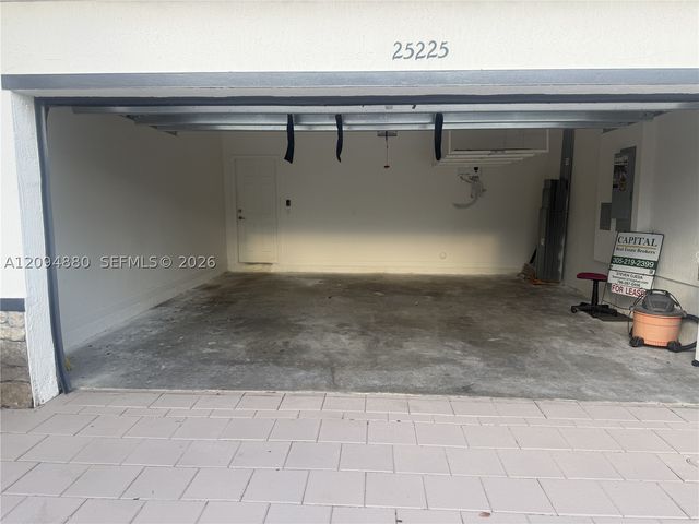 25225 SW 118th Ave 25225, Homestead, FL 33032