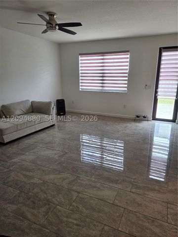 25225 SW 118th Ave 25225, Homestead, FL 33032