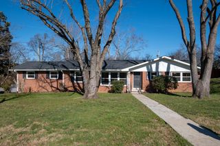 201 Porter Cir, Columbia, TN 38401