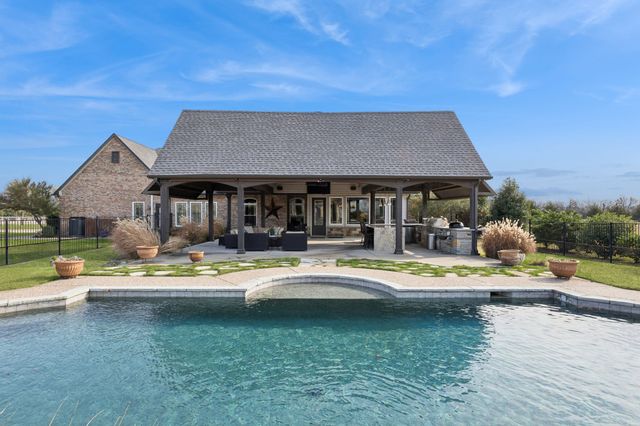 992 Anna Cade Road, Rockwall, TX 75087