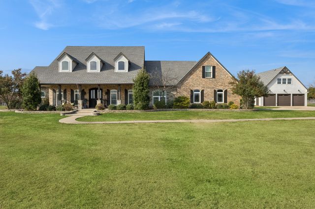 992 Anna Cade Road, Rockwall, TX 75087