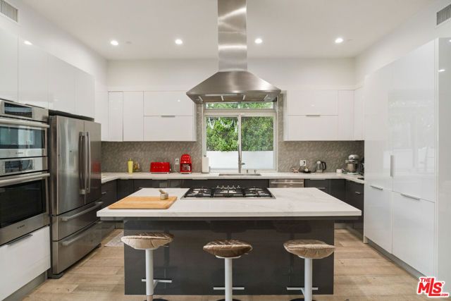 4203 Berryman Avenue, Culver City, CA 90066