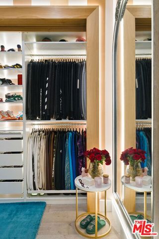 4203 Berryman Avenue, Culver City, CA 90066