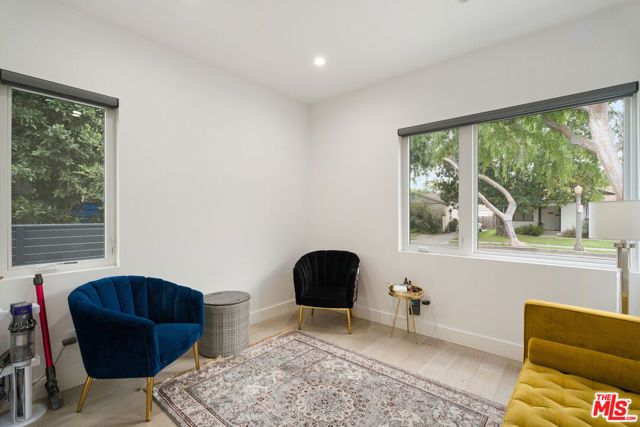 4203 Berryman Avenue, Culver City, CA 90066