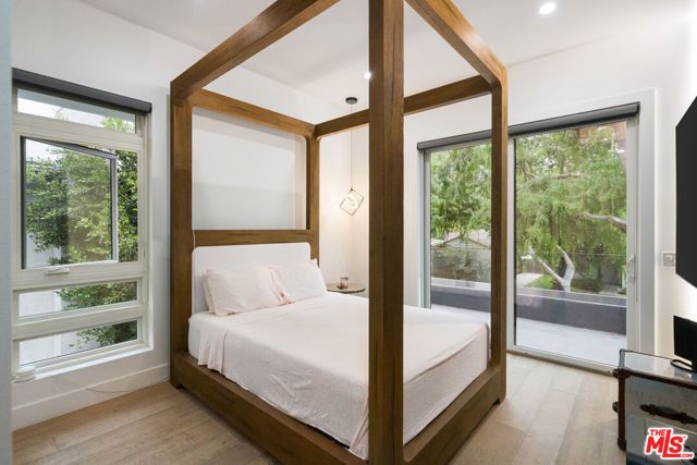 4203 Berryman Avenue, Culver City, CA 90066