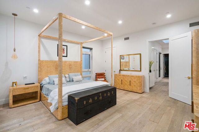 4203 Berryman Avenue, Culver City, CA 90066