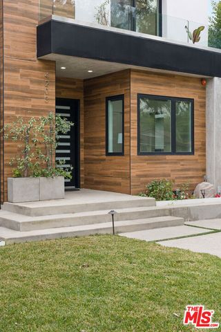 4203 Berryman Avenue, Culver City, CA 90066