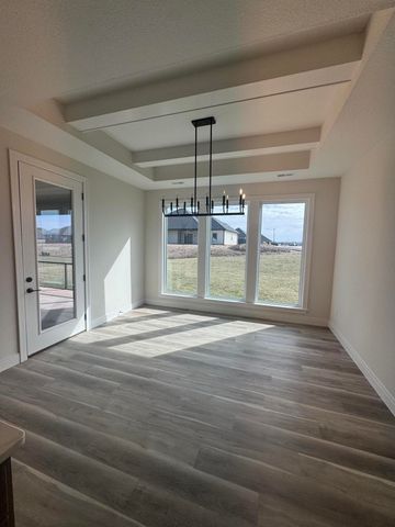 5316 BUTTERCUP DR, Columbia, MO 65203
