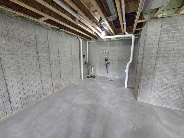 1565 Patton DRIVE, Hartford, WI 53027