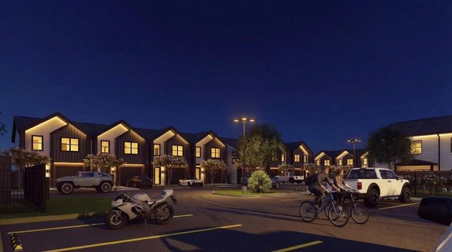 81 Northpoint Drive Building 8-A, Houston, TX 77060