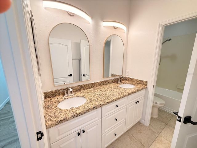 2347 CROSSTON CIRCLE, Orlando, FL 32824