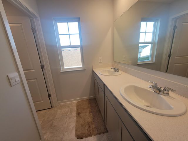 131 Natalie Lane, Granville, OH 43023