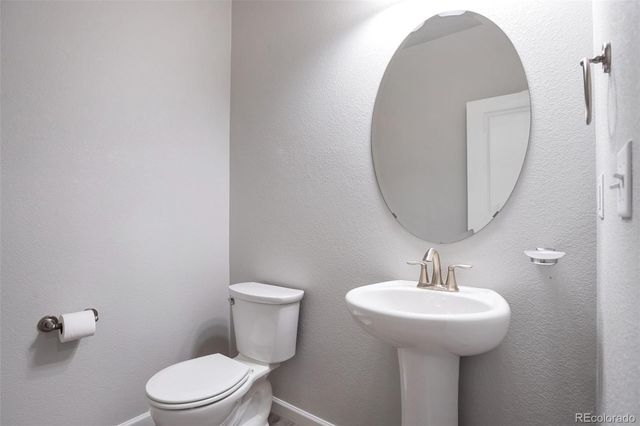 2561 Stage Coach Drive B, Milliken, CO 80543