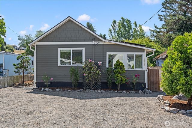 7538 Terrill Road, Blaine, WA 98230