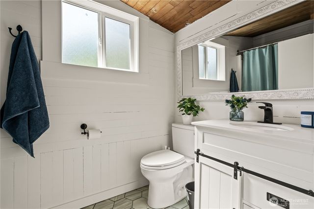 7538 Terrill Road, Blaine, WA 98230