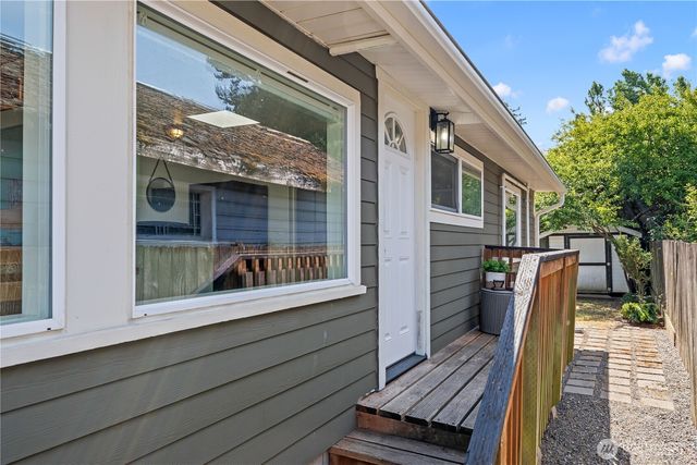7538 Terrill Road, Blaine, WA 98230