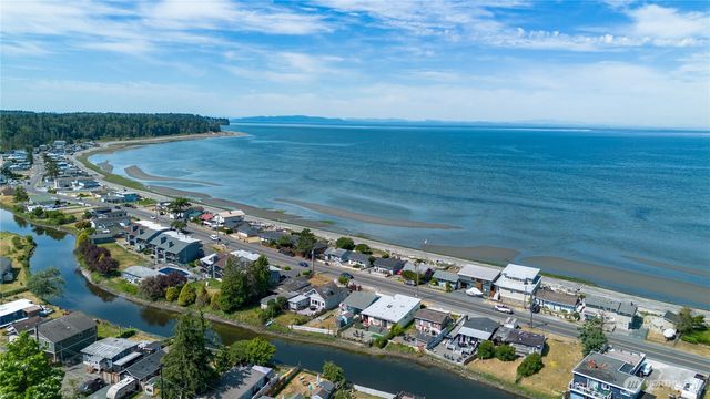 7538 Terrill Road, Blaine, WA 98230