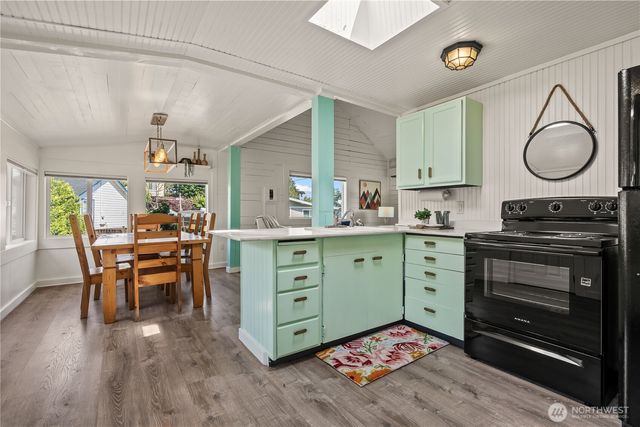7538 Terrill Road, Blaine, WA 98230