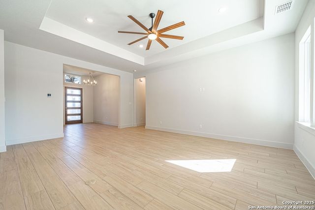 124 Allen Ave, Castroville, TX 78009