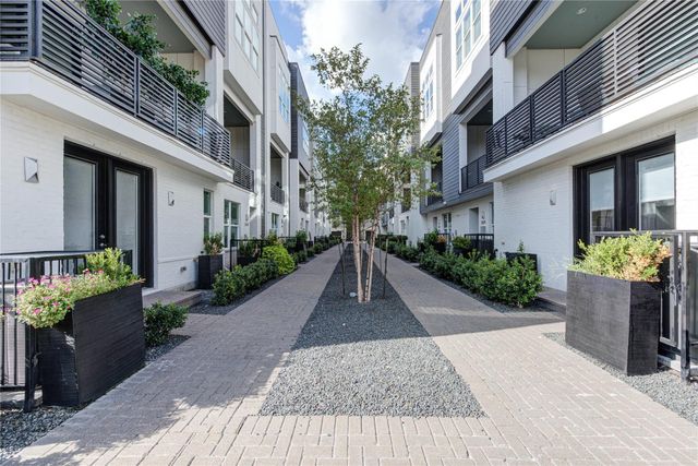 2622 Rusk Street, Houston, TX 77003