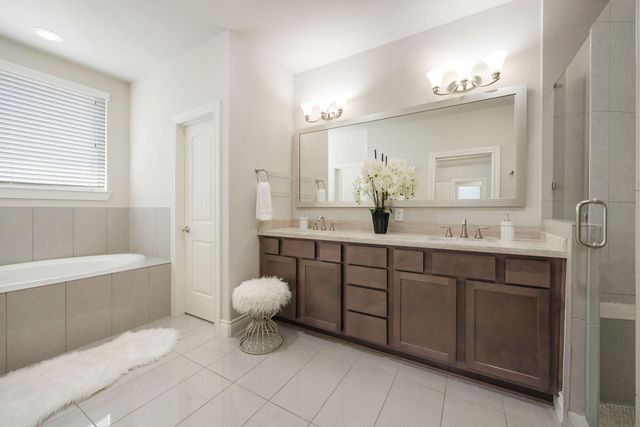 5311 Kiam Street B, Houston, TX 77007