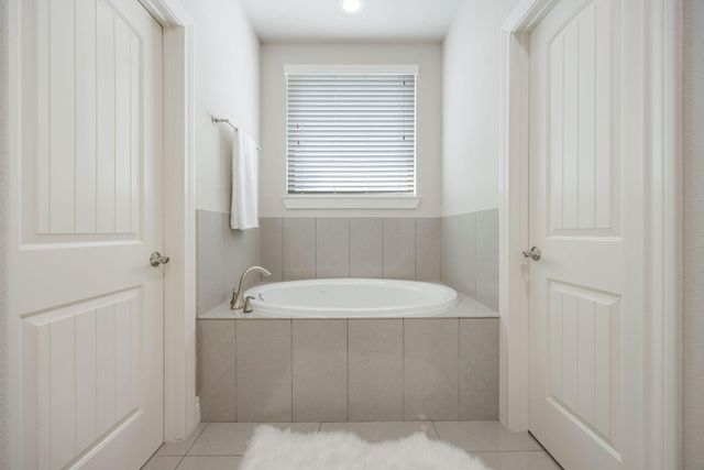 5311 Kiam Street B, Houston, TX 77007