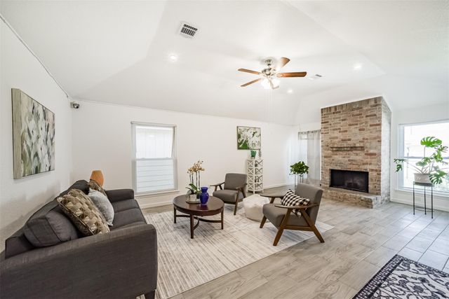 6207 Briar Glade Drive, Houston, TX 77072