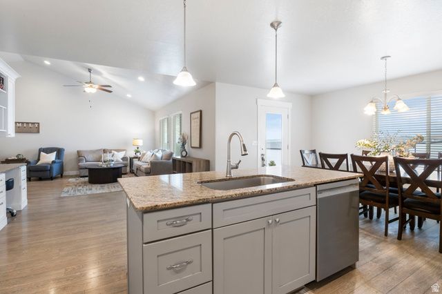 9913 N OUTLOOK WAY, Eagle Mountain, UT 84005