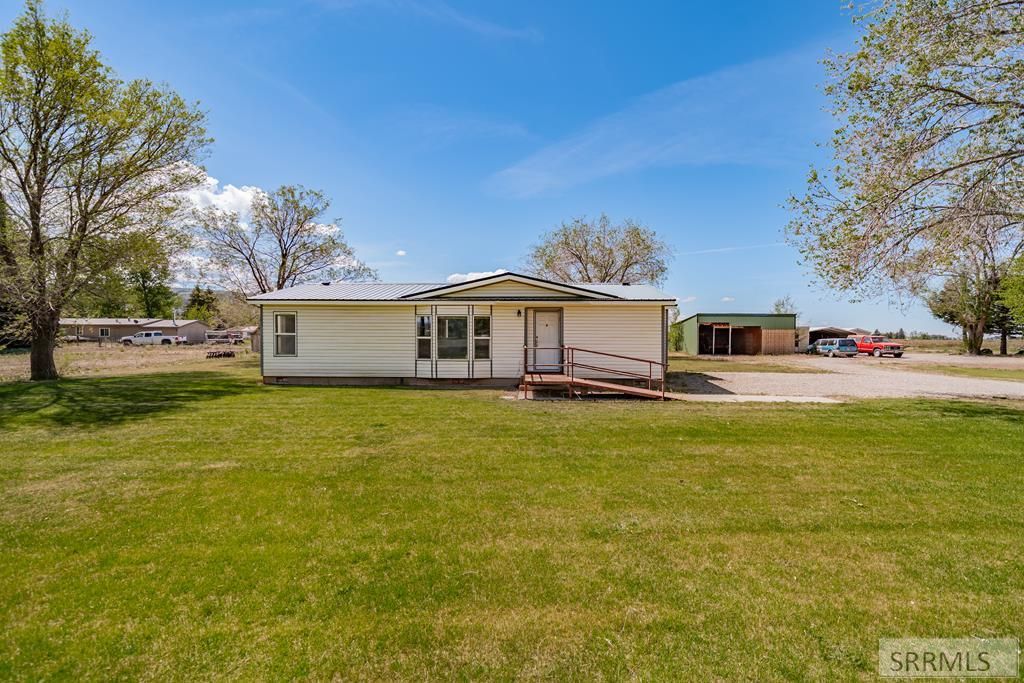 Image 1 of property listing at 163 W 129 S, Idaho Falls, ID 83404