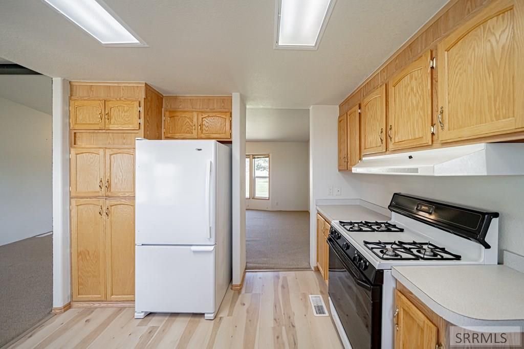 Image 12 of property listing at 163 W 129 S, Idaho Falls, ID 83404