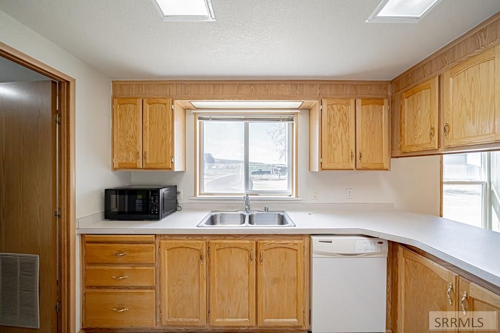 Image 14 of property listing at 163 W 129 S, Idaho Falls, ID 83404