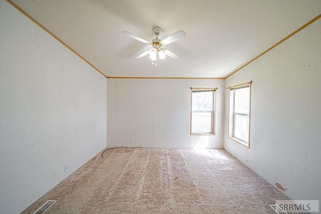 Image 20 of property listing at 163 W 129 S, Idaho Falls, ID 83404