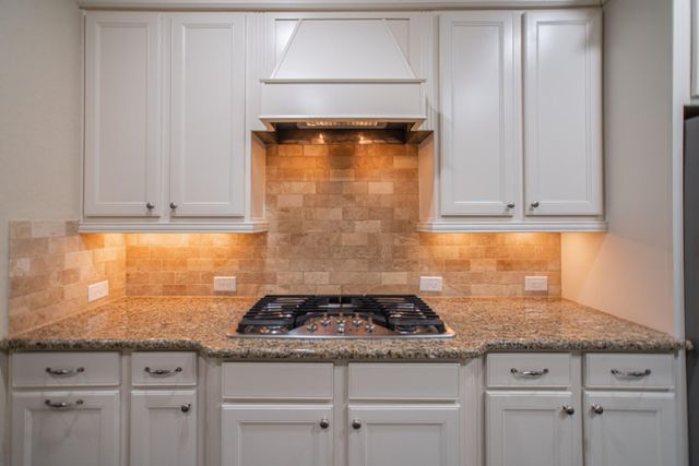 31 Whispering Thicket Place, The Woodlands, TX 77375