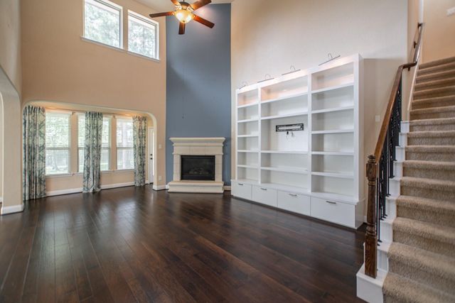 31 Whispering Thicket Place, The Woodlands, TX 77375