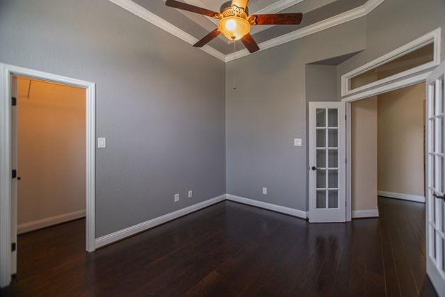 31 Whispering Thicket Place, The Woodlands, TX 77375