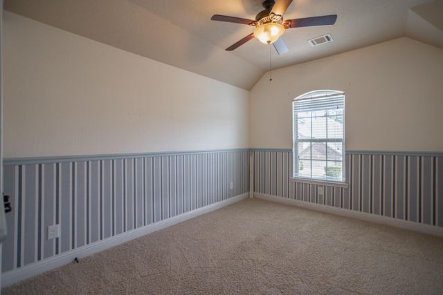 31 Whispering Thicket Place, The Woodlands, TX 77375