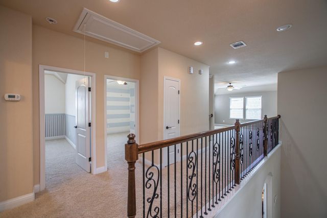 31 Whispering Thicket Place, The Woodlands, TX 77375